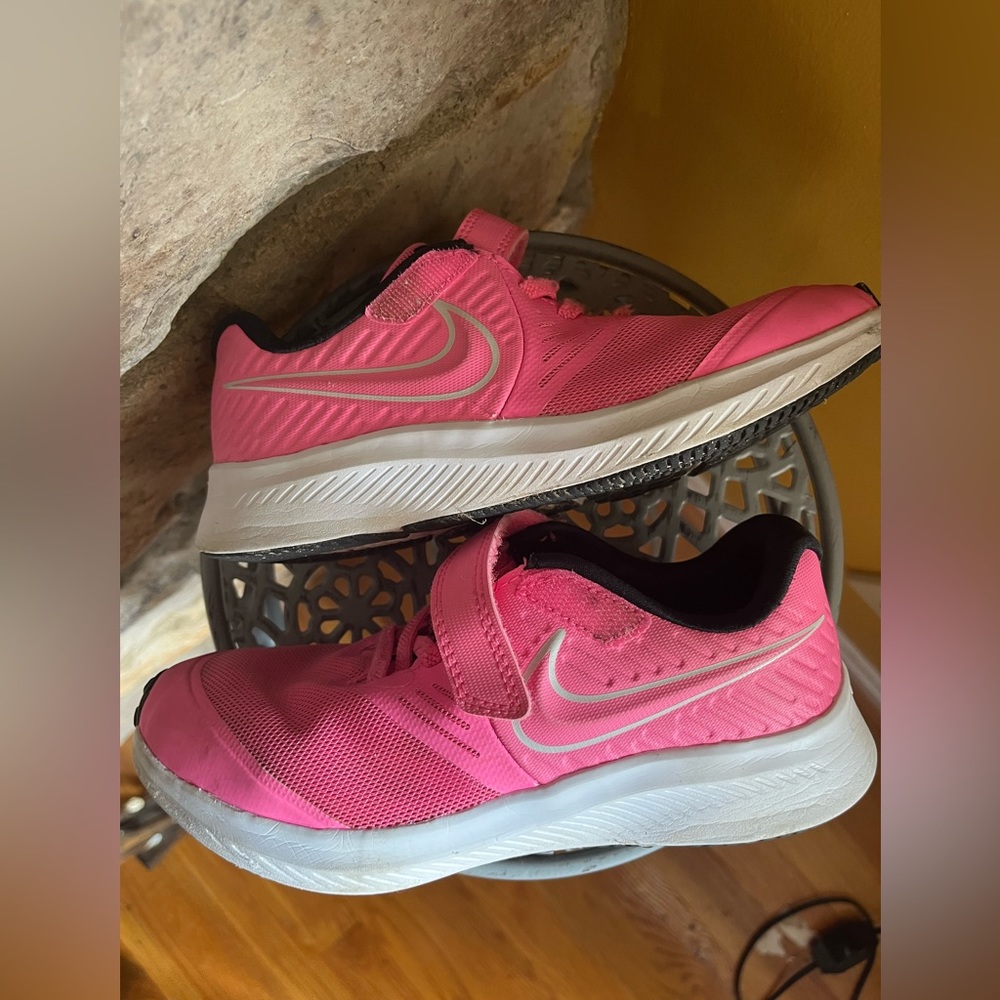 Girls pink and white Nike Sneakers